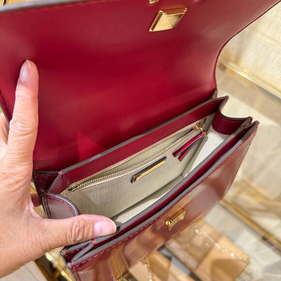 Tory Burch Britten Small Adjustable Shoulder Bag 143936 Bartlett Red $650 - Picture 5 of 7